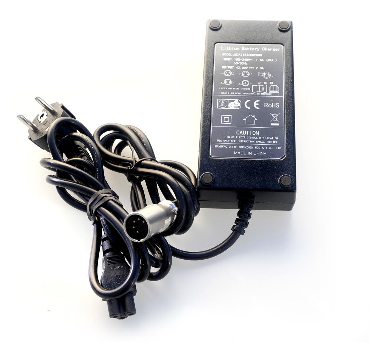 Tranzx 42V Lithium Ladegerät 5-pin Tranzx 42V Lithium Ladegerät 5-pin