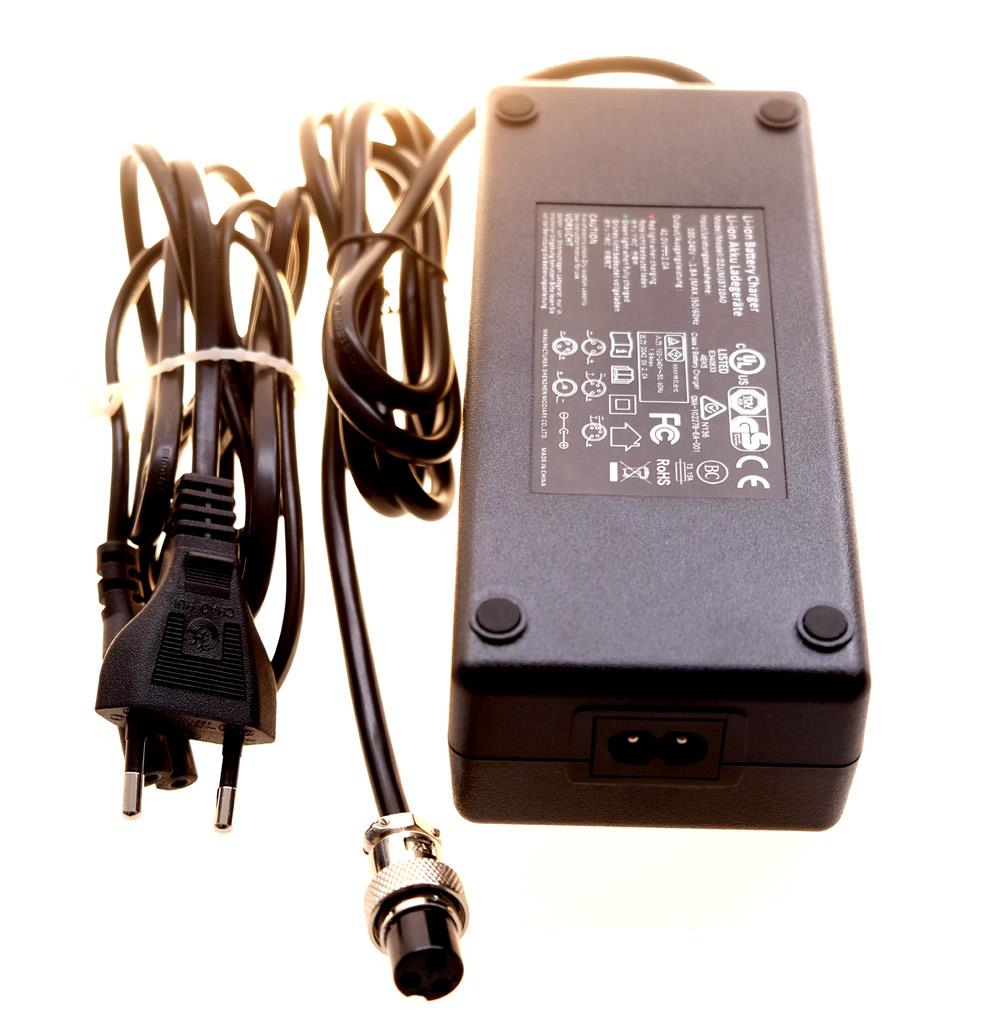 Ladegerät für Elektkroroller UEBLER SIRO S 1.1