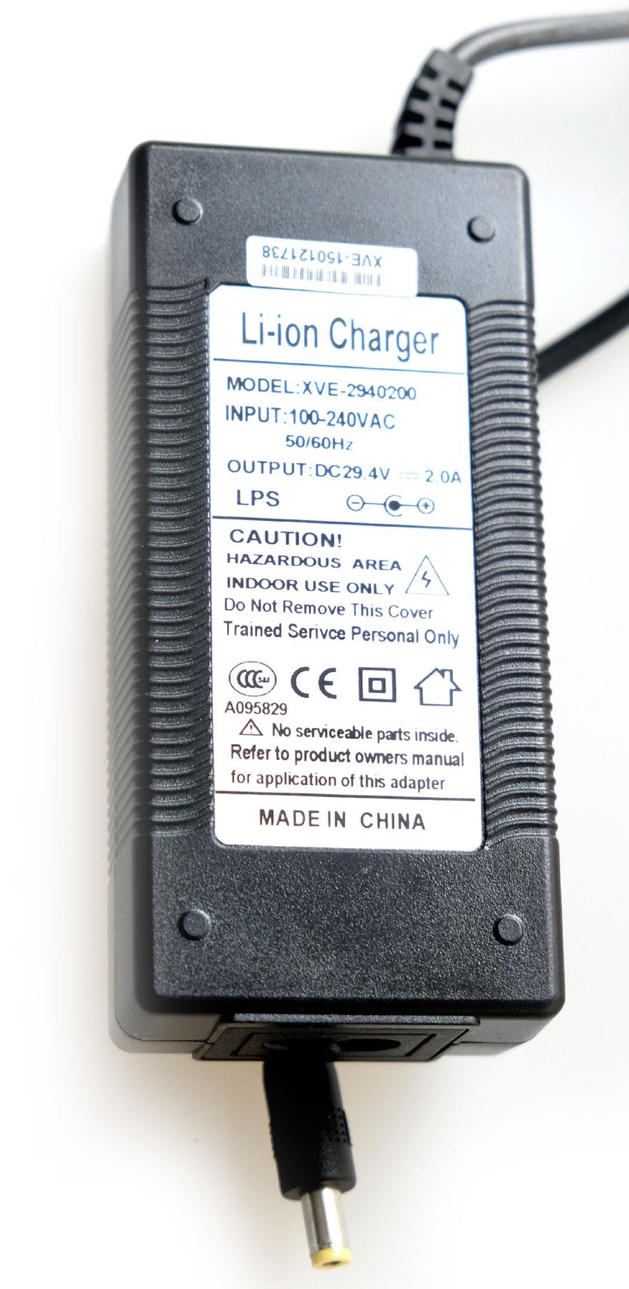 E-TWOW Charger 29,4V 2A Li-Ion 5,5 / 2,5 mm Hohlstecker