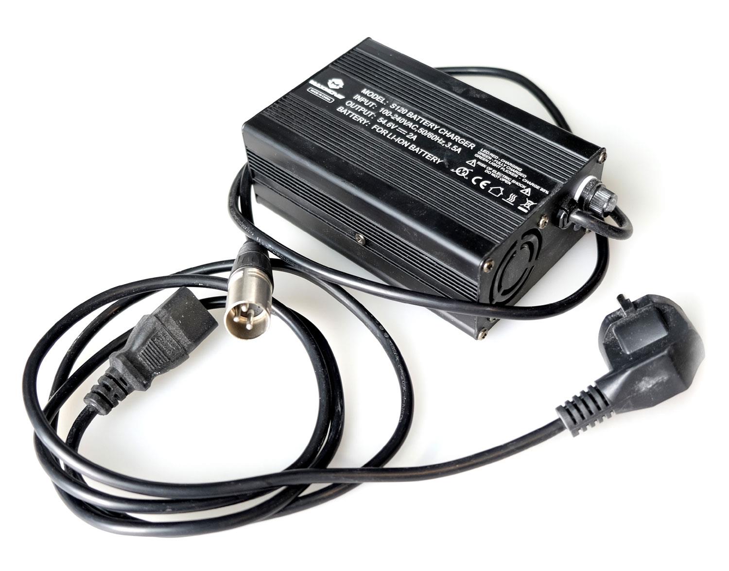 Charger TREKSTOR EG90