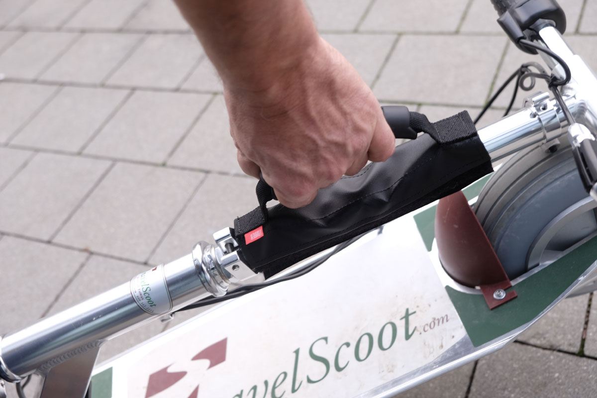 Carrying Grip HANDLE for electric scooters