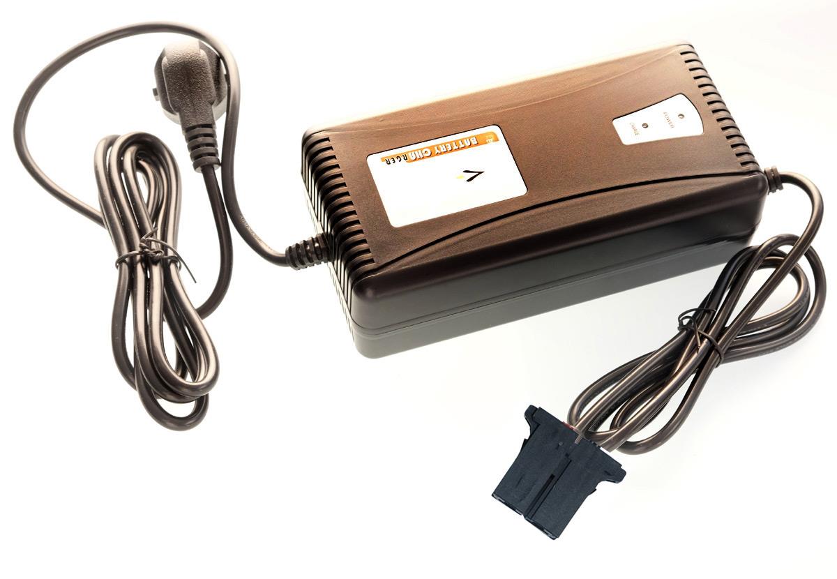 Chargeur TRAVELSCOOT® pour batteries au plomb