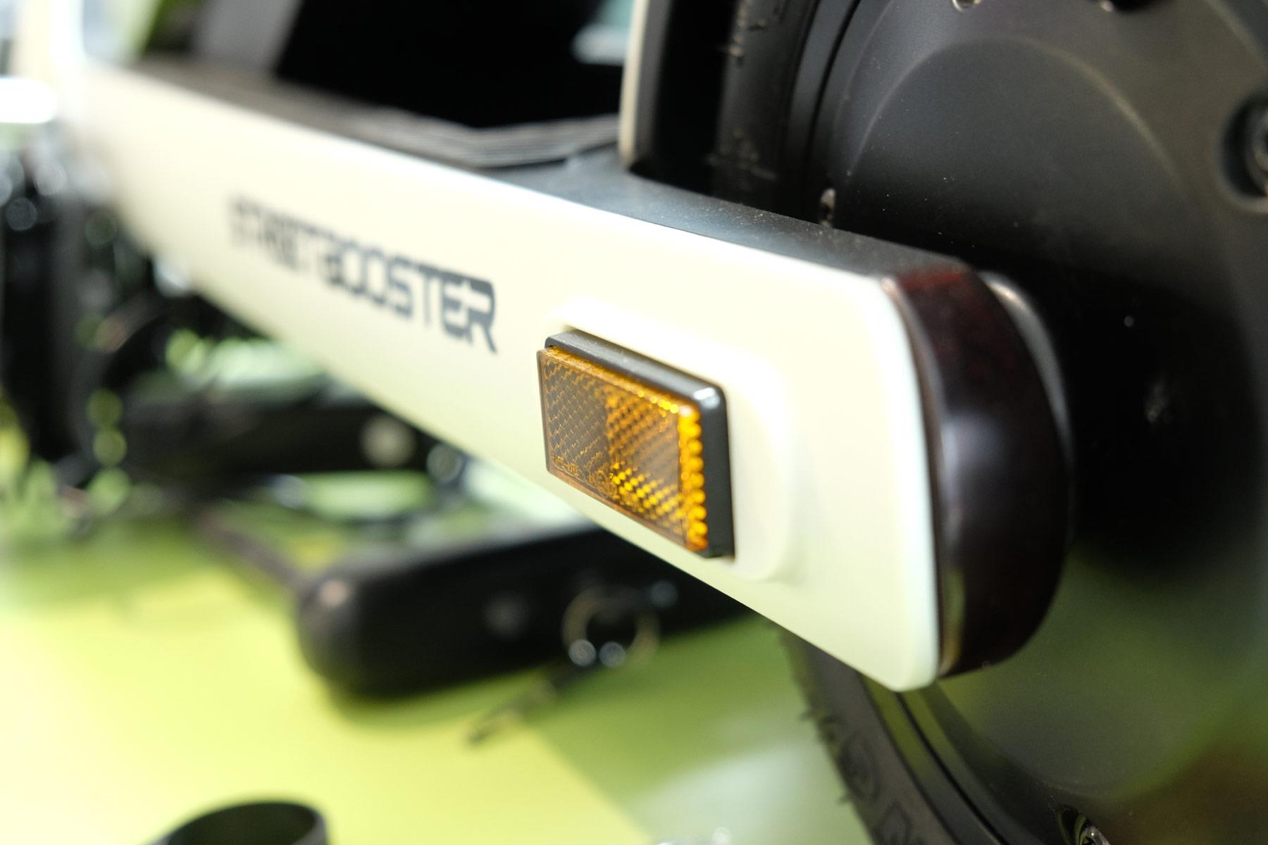 STREETBOOSTER Seitenreflektor Two / Sirius