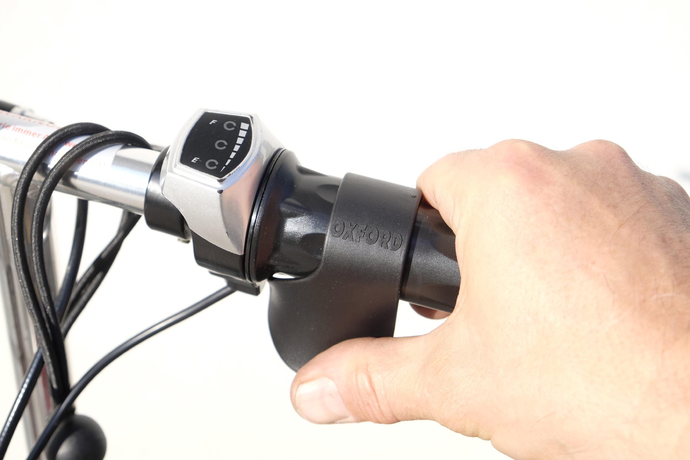Thumb throttle clamp Hand relief for hand controller