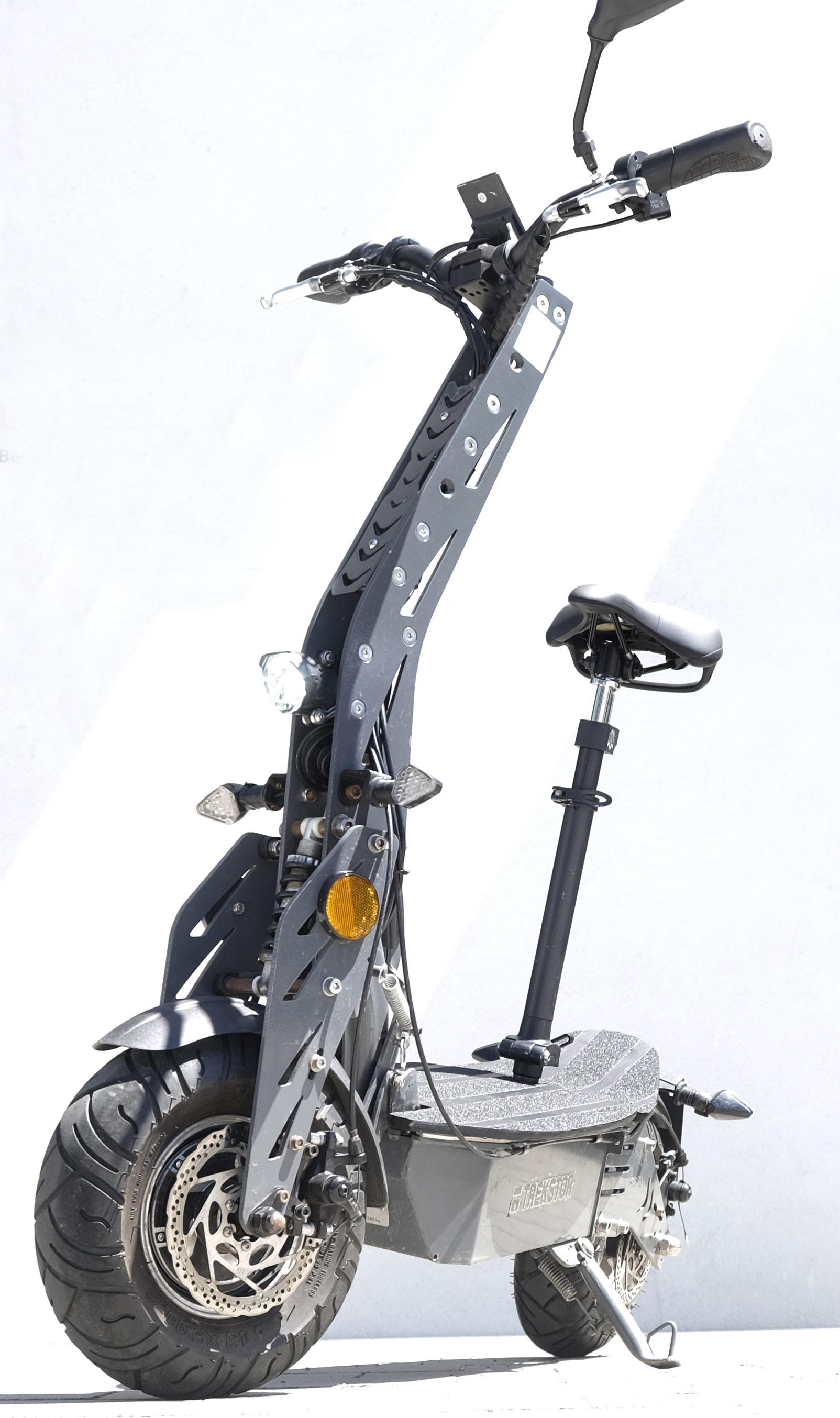 TREKSTOR EG90 E-Scooter 45 km/h  gebraucht, hergerichtet mit ausgelesenen Akku 973 Wh