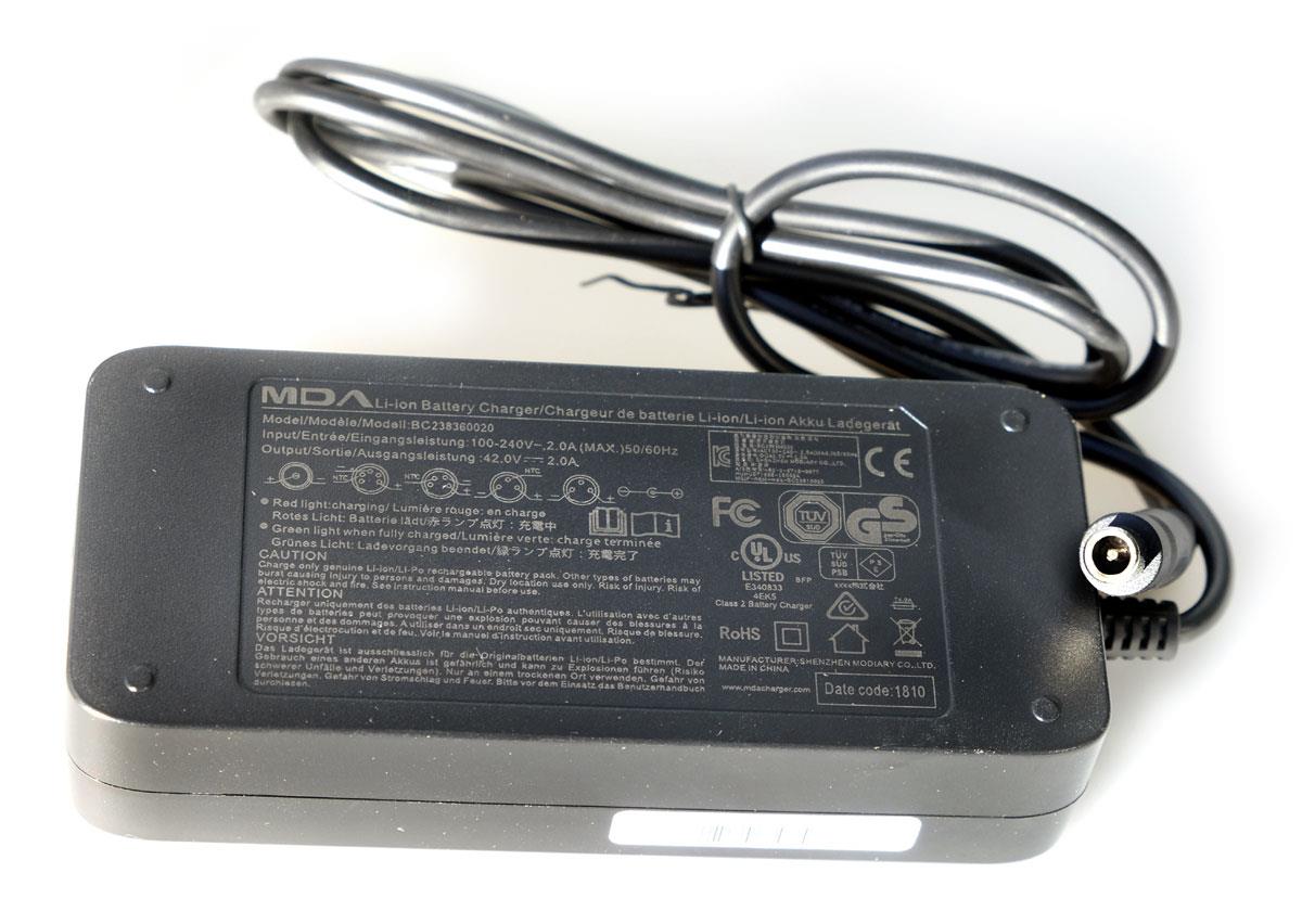 42V 2A Charger Li-Ion 8 mm Hohlstecker MDA 42V 2A Charger Li-Ion 8 mm Hohlstecker MDA