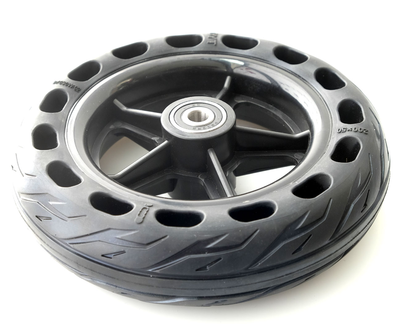 200x50 PU Reifen mit Felge DYT