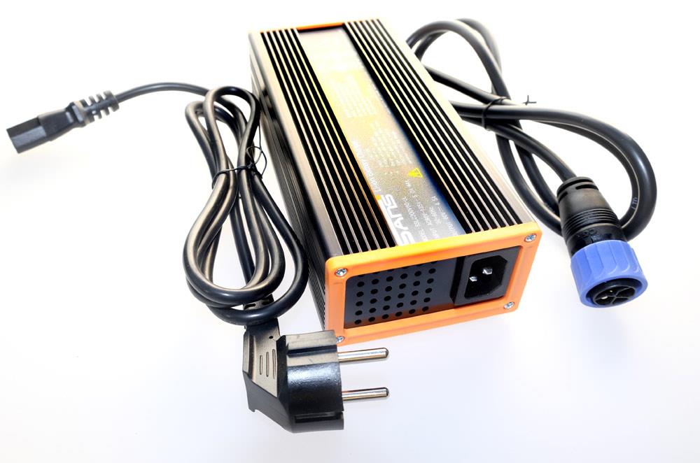 60V  Ladegerät Lithium-ion für SFM SPEED E! 60V  Ladegerät Lithium-ion für SFM SPEED E!